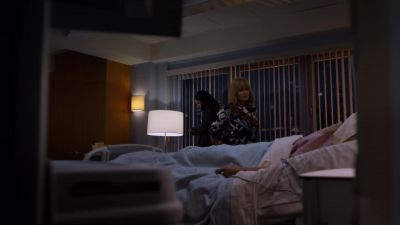 I gotta take this. - Marvel's Jessica Jones