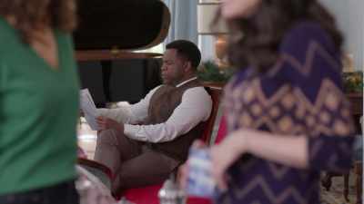 I guess he's just nervous
around me, - Believe in Christmas