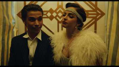 I guess I'm just mesmerized
by watching you disfigure yourself. - He's All That