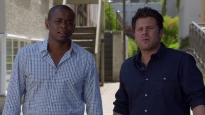 - I GUESS THAT WAS
A PRETTY IMPORTANT WALL. - Psych