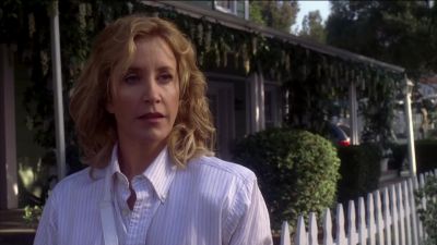 I GUESS THERE'S NO NEED
FOR THAT TOUR. - Desperate Housewives
