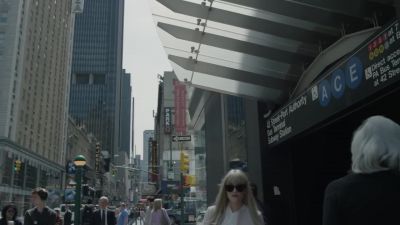 ["Gwan" by The Suffers] - Mr. Robot