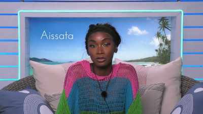 >> I HAD A FEELING SOMETHING WAS
GOING TO GO DOWN, BUT YOU REALLY - Love Island