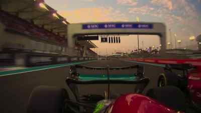 Hamilton's through. - Formula 1: Drive to Survive