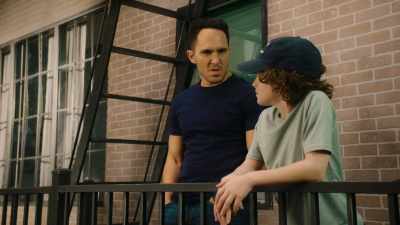 I hate it here, Dad. - Mr. Manhattan