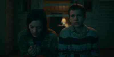 I hate living like this. - The Mosquito Coast