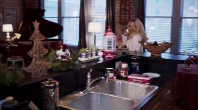 I hate to pester, not my style, - A Christmas Love Story