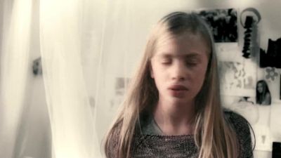 I hate you Sarah - The Dark