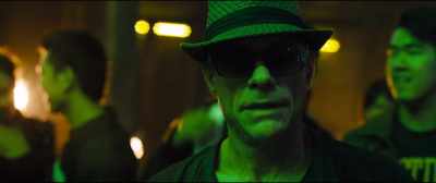 I hate violence.
I need to go to the bathroom. - Kickboxer: Retaliation