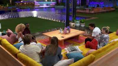 >> I HAVE A BOYFRIEND. - Love Island