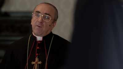 I have a candidate: a layman,
Fabio Claudio Tavarelli. - The Young Pope