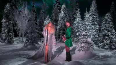 I have a feeling if we follow
that bright star right there, - Mariah Carey's Magical Christmas Special