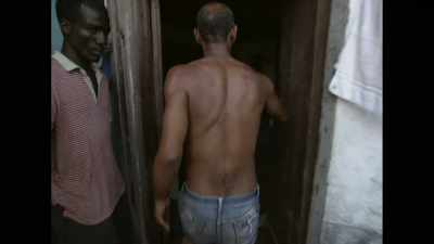 I have a sick mother - Cuba and the Cameraman