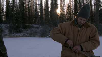 I have an old chisel that
I'm gonna secure it down - Life Below Zero: Next Generation