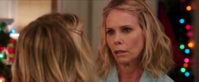 - I have diabetes.
- Mom, stop. - A Bad Moms Christmas