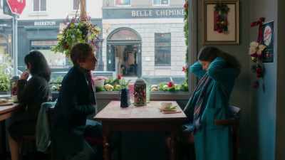 I have firm instructions - Christmas in Notting Hill