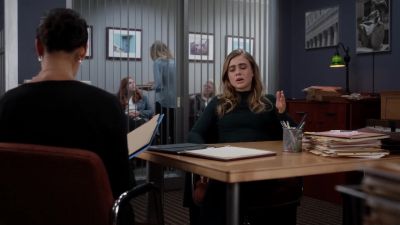 I have to get him out of there. - Manifest