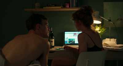 - I have to give a talk tomorrow.
- Really? What about? - Undine