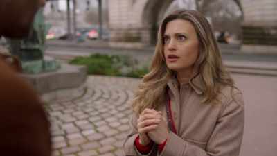 I have to go back
to the precinct - Crimes of Fashion: Killer Clutch