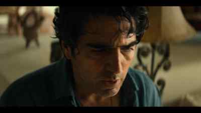 I have to go. - Narcos: Mexico