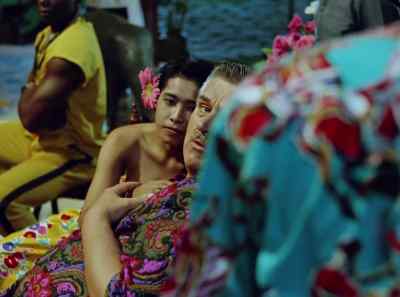 I have to go. - The King of the Kickboxers