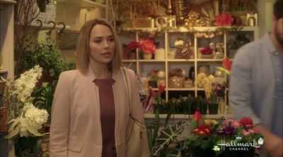 I have to head there
and pick up some basil, - A Brush with Love