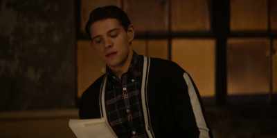 I have irrefutable proof
that this man - Katy Keene
