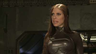 I have made contact with an earthling - Femalien: Starlight Saga