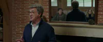 I have rented a superb place, - Little White Lies 2