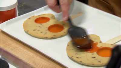  I have some isomalt left. - Halloween Cookie Challenge