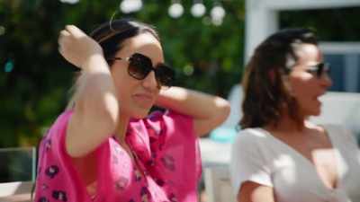 I have my story,
so it's like, we're never-- - The Real Housewives Ultimate Girls Trip