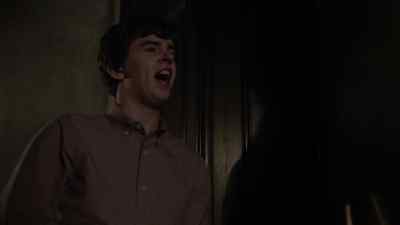 I have the key, mother. - Bates Motel