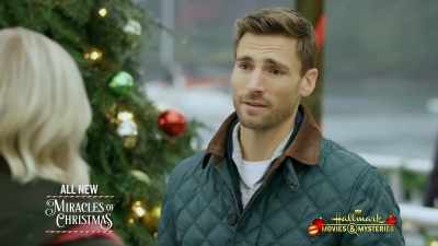 I have The Roadhouse, - Christmas On My Mind