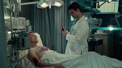 I have your things for you. - Saving Hope