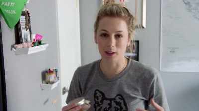 I have this whole bit
that I do online - Iliza Shlesinger: Over & Over