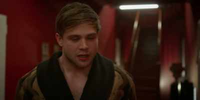 I haven't found all the
missing panels yet, but I will. - Vampire Academy