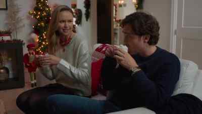 I haven't really acted in
anything since college, - Confessions of a Christmas Letter