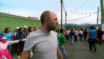 He fell over. - An Idiot Abroad