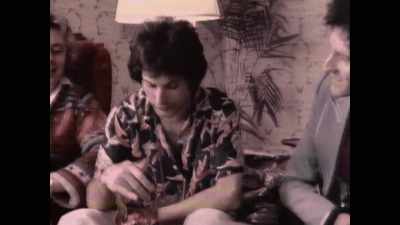 I hear we split up last week,
according to the NME or something. - Queen: Rock the World