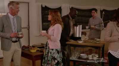 I hear that tourists in London - The Julius House: An Aurora Teagarden Mystery