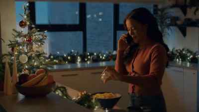 I hear you. - Christmas Under the Lights