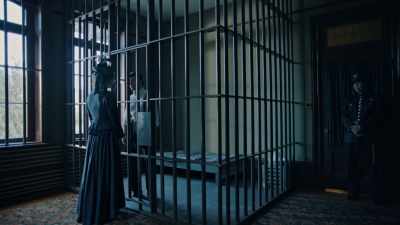 I heard a sound, - Gilded Newport Mysteries: Murder at the Breakers