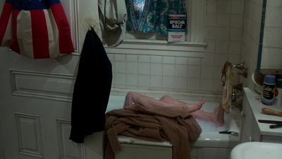 I heard voices Was that him - The Goodbye Girl