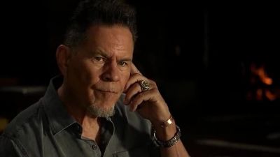 - Hello?
- Hey. - Longmire