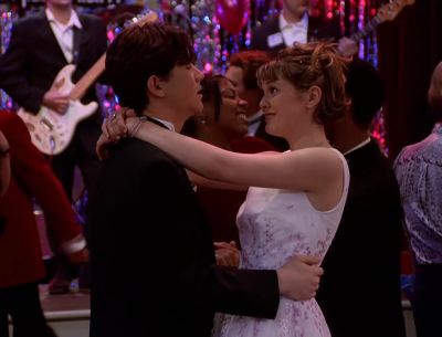  HE'S IN THE LEAD. - 3rd Rock from the Sun