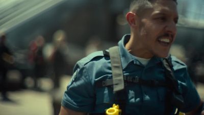 Hey, Cummings.
Let me see your gun for a second. - Army of the Dead