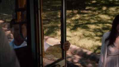 Hey, no! Let me go! - The Leftovers