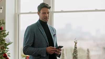 I hired him for a bake sale fundraiser - Six Degrees of Santa