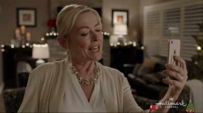 I honestly don't know
how they're gonna take it - Christmas in Love