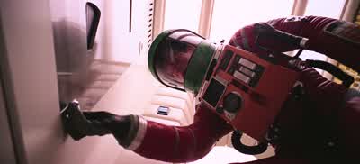 I honestly think you ought to sit down calmly... - 2001: A Space Odyssey